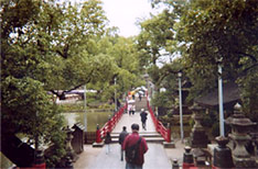 ��ɕ{�V���{